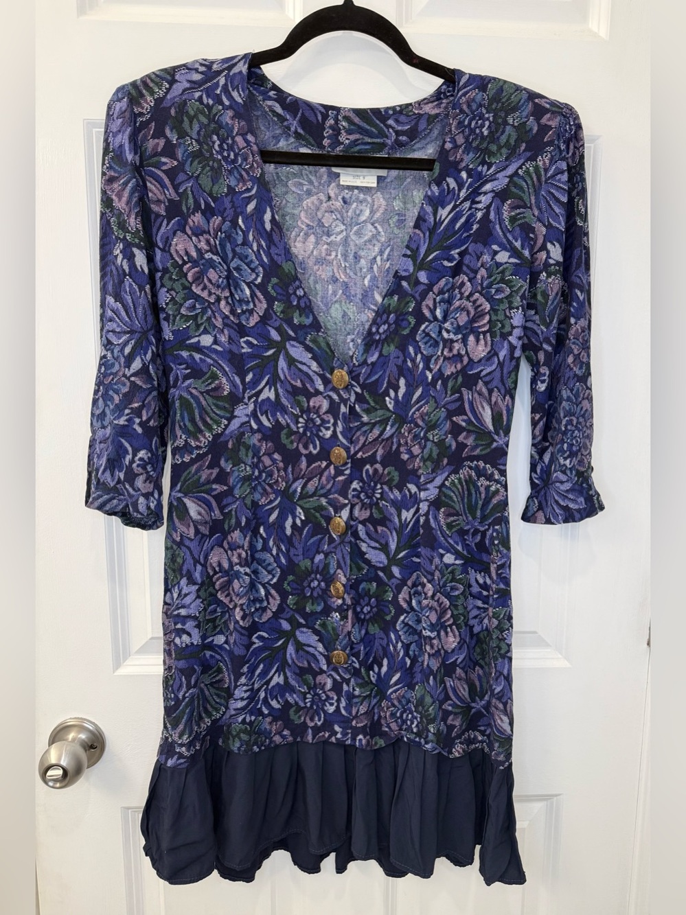 Vintage Mainframe Floral V Neck 3/4 Sleeve Button Front Ruffle Contrast Dress 9